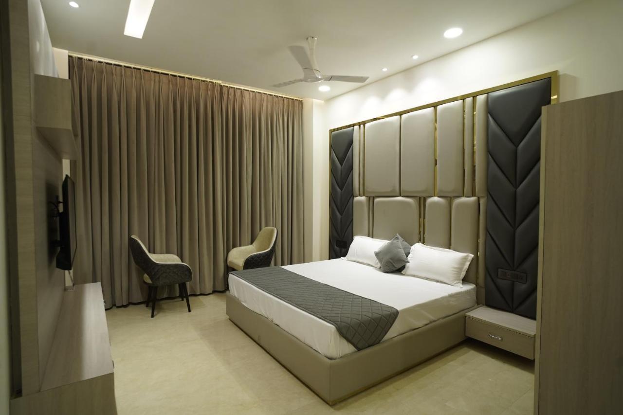 Ovel Hotel Ludhiana Quarto foto